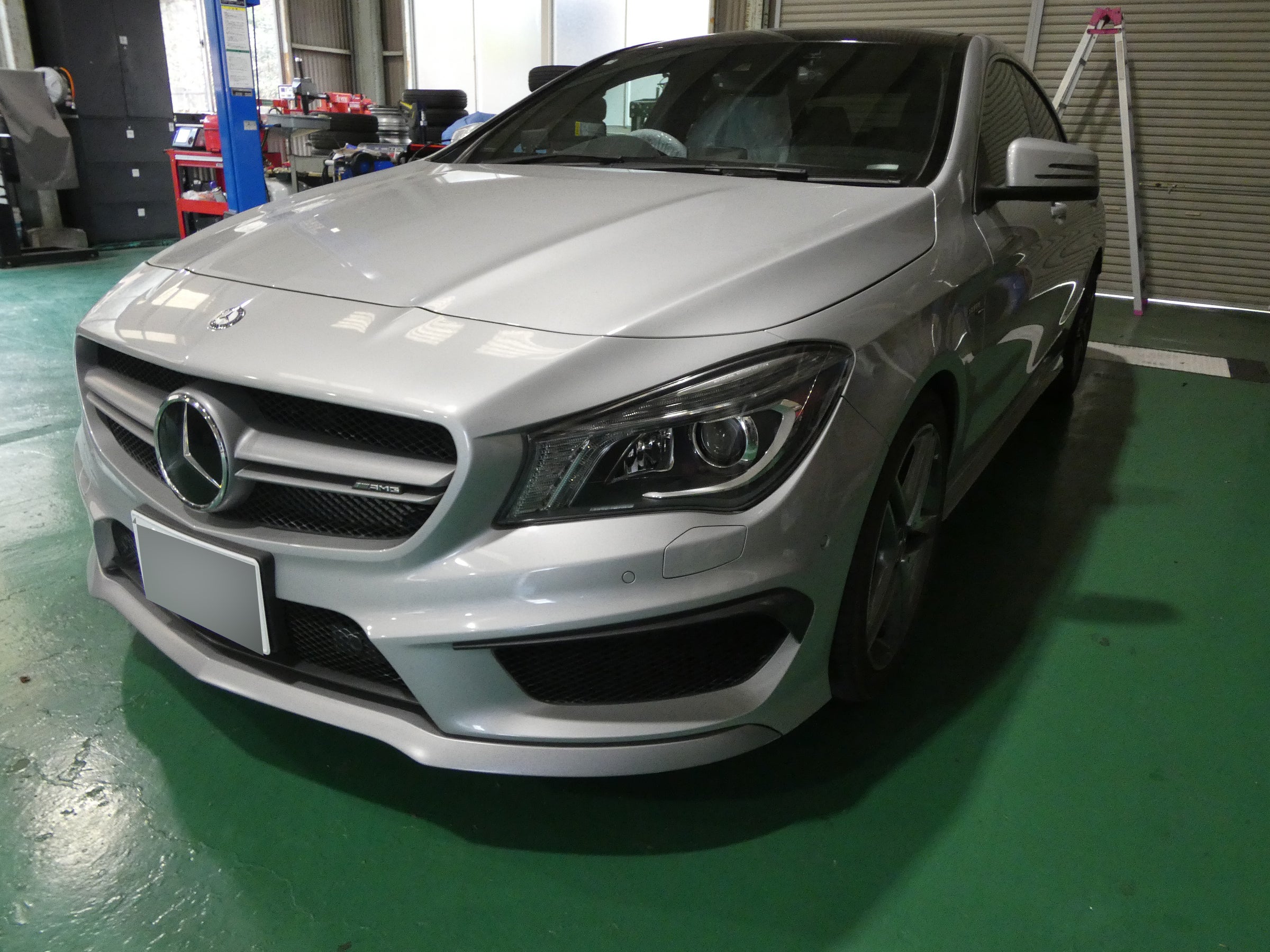 ロールブラインド修理とECUチューニングのCLA45(C117)